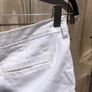 White Abercrombie shorts size 8